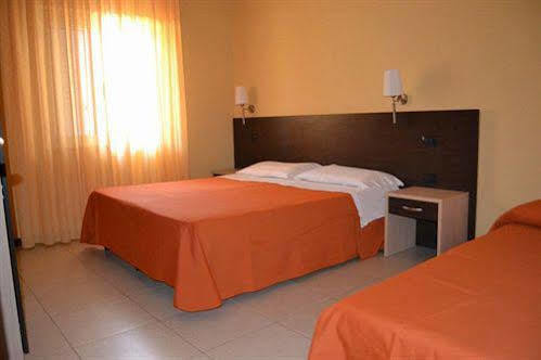 Residence Bernardo Mandatoriccio Marina Bagian luar foto